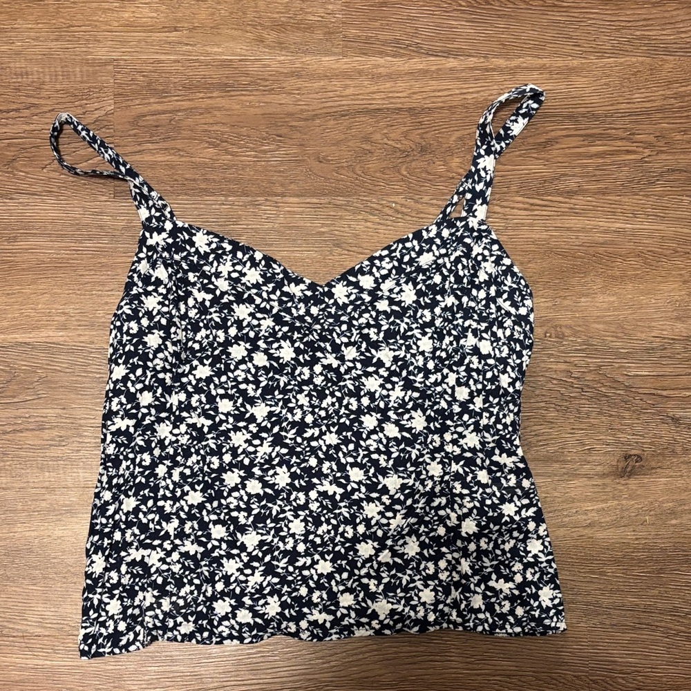 abercrombie and fitch floral tank